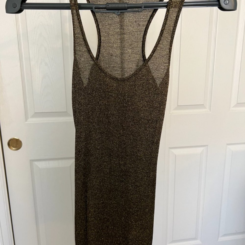 Long shimmer tank top